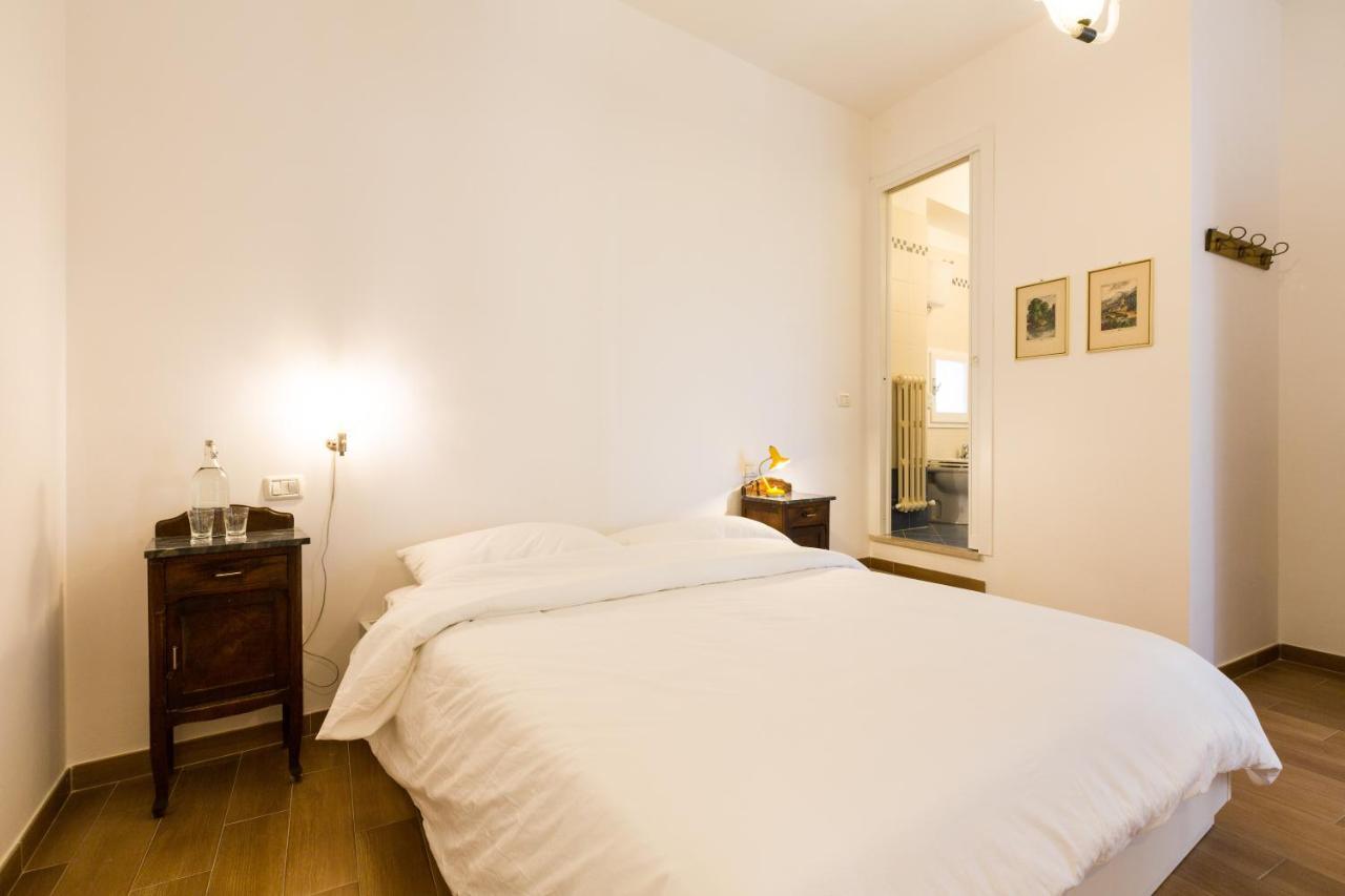 Room En Suite La Corte อัสซิซี ภายนอก รูปภาพ