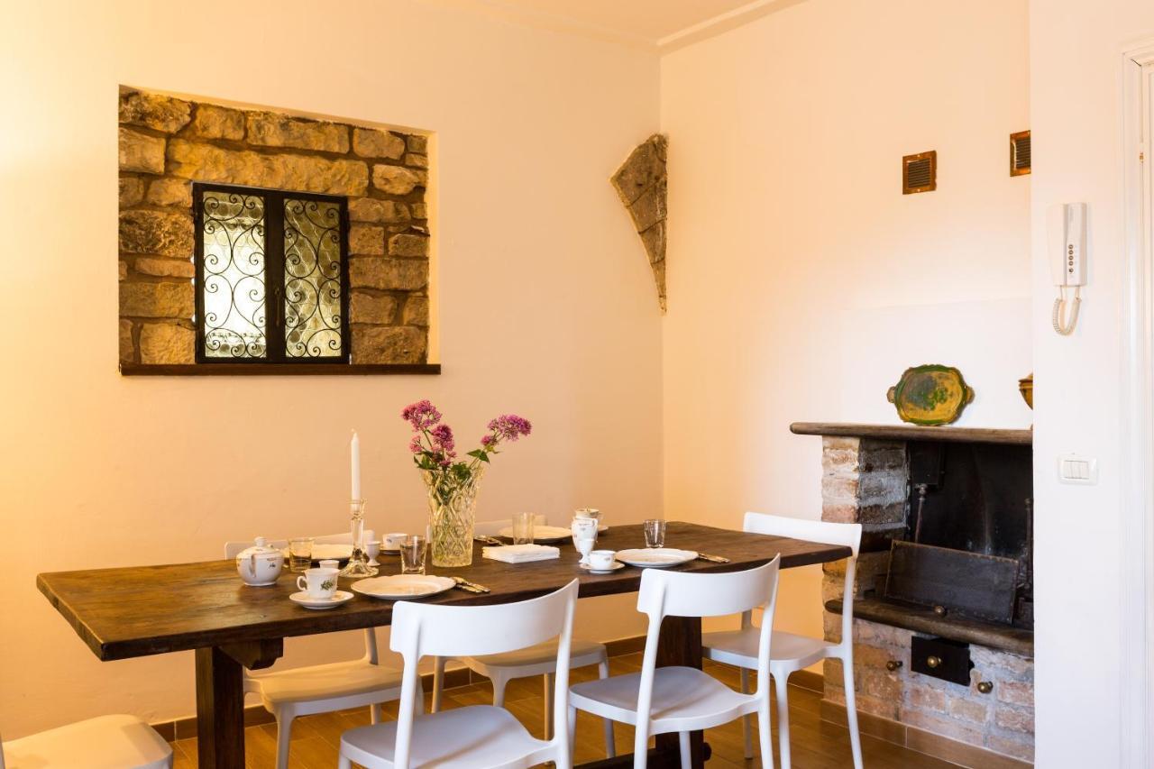 Room En Suite La Corte อัสซิซี ภายนอก รูปภาพ